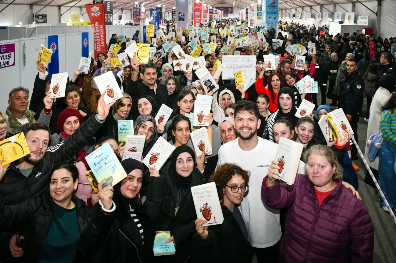 Trabzon’da Kitap Şöleni Sürüyor – Trabzon Haber, Son dakika Trabzon Haberleri