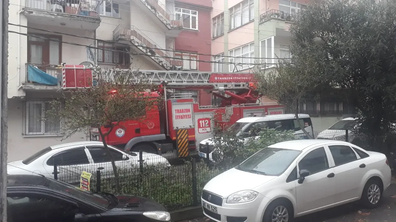 Trabzon’da Yaşlı Hastaya Bakıcı Şiddeti İddiası – Trabzon Haber, Son dakika Trabzon Haberleri