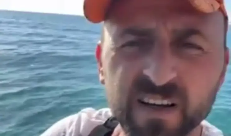“Uzun ömrün olsun” diyerek balığı denize attı, bakın sonra ne yaşandı
