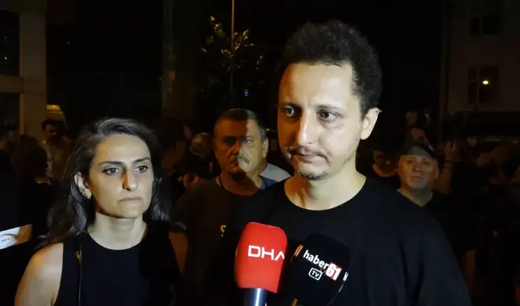Kadın Cinayetlerine Dikkat: Karanlığa Işık Yürüyüşü