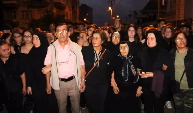Sinem Topaloğlu için yürüyüş düzenlendi