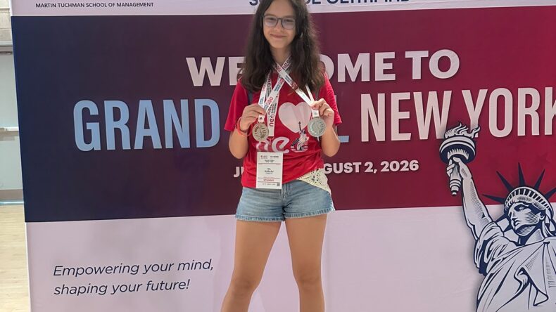 Nil Karasu’dan Uluslararası Neoscience Olimpiyatları’nda Çifte Gümüş Madalya